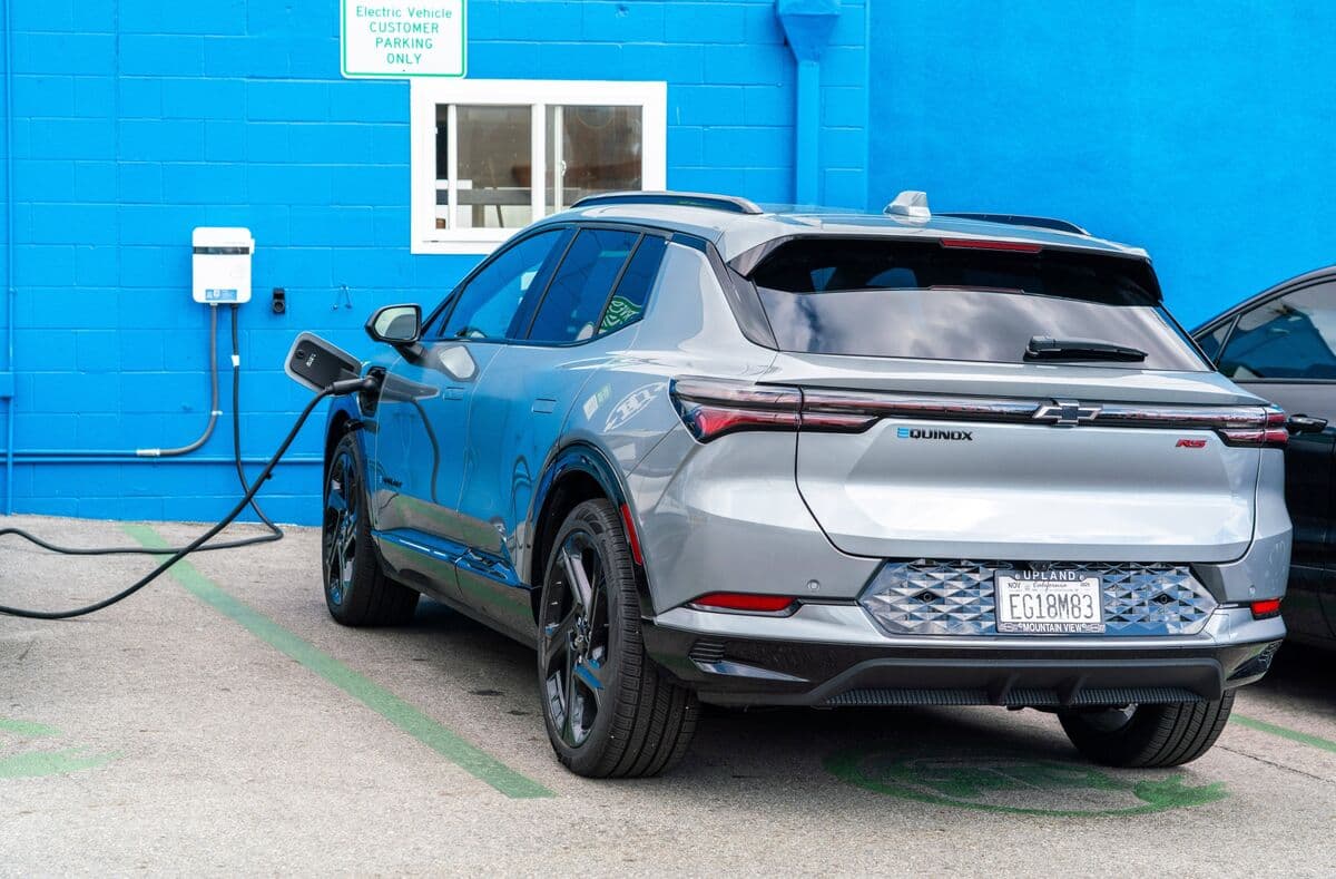 GM’s EV Charges Balloon to $7.6 Billion as US Demand Craters - Bloomberg.com