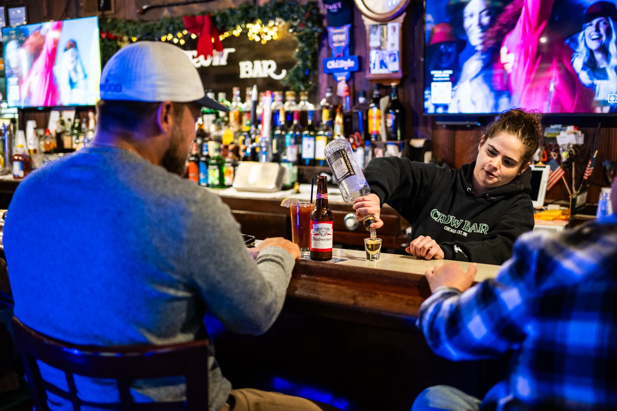 20 Things To Do In Chicago This Weekend: Book Swap, Bears-Packers, Shoegaze Dance Party - Block Club Chicago